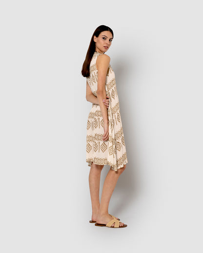 Vestido corto bambula detalles plisados bora beige