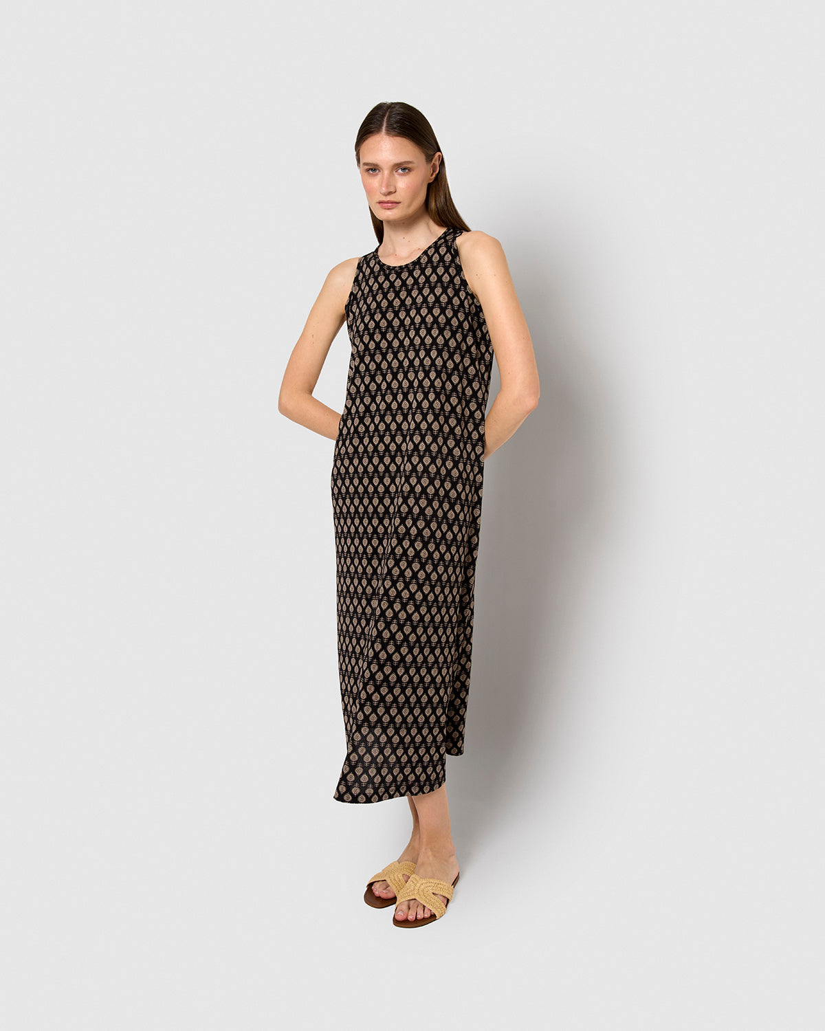 Vestido largo tirantes crepe kamala negro