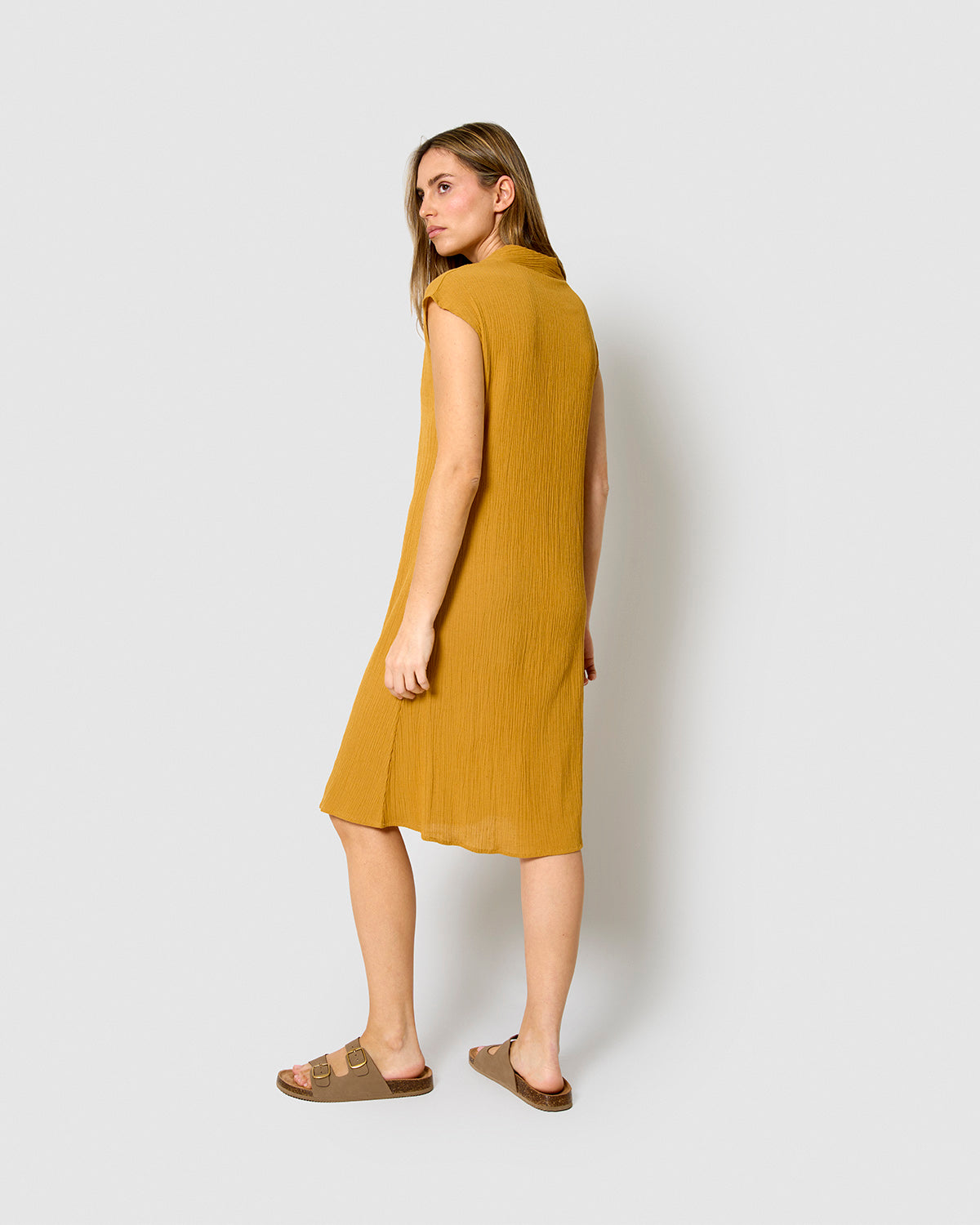 Vestido corto algodón lino ocre