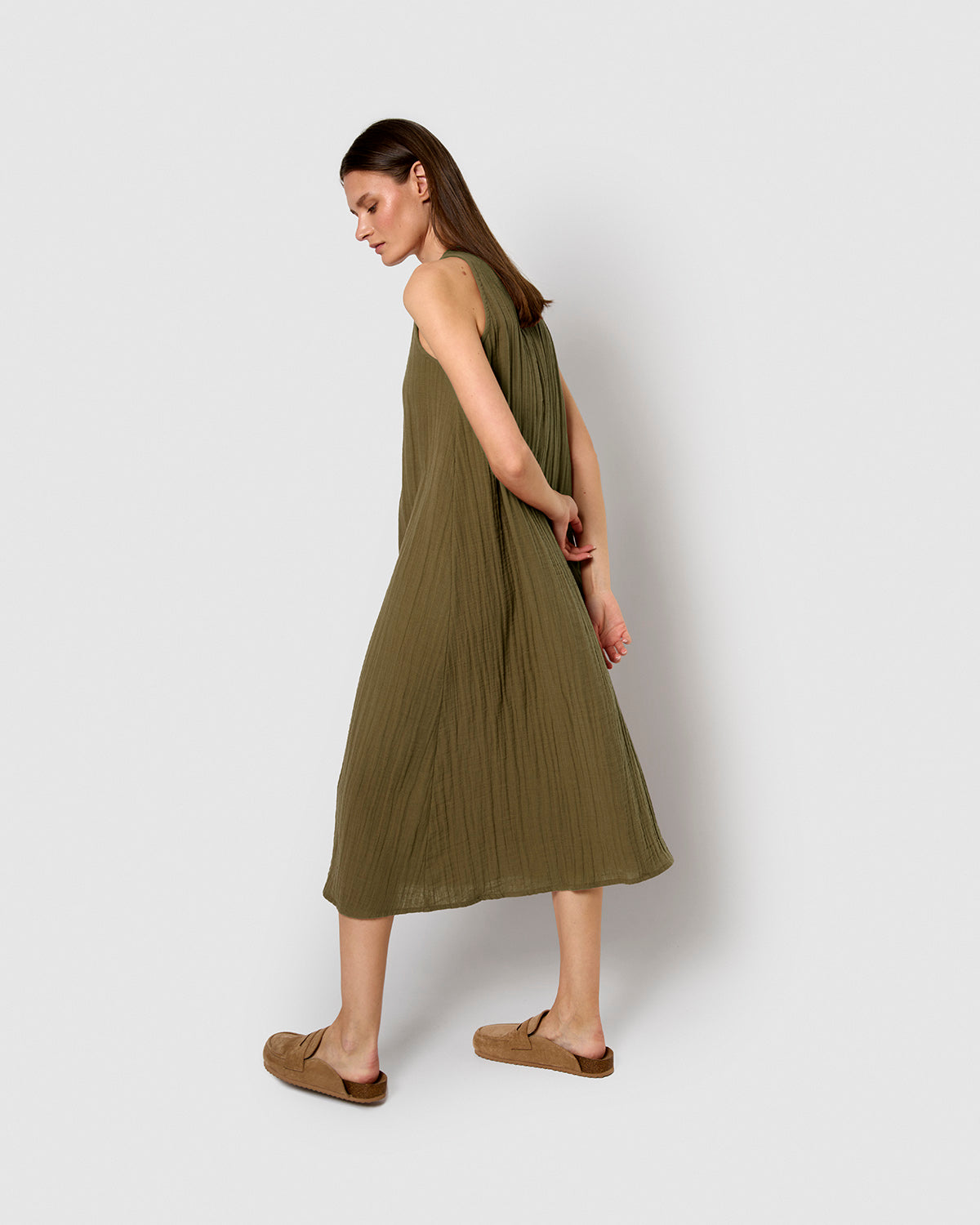 Vestido largo tirantes muselina verde cacería