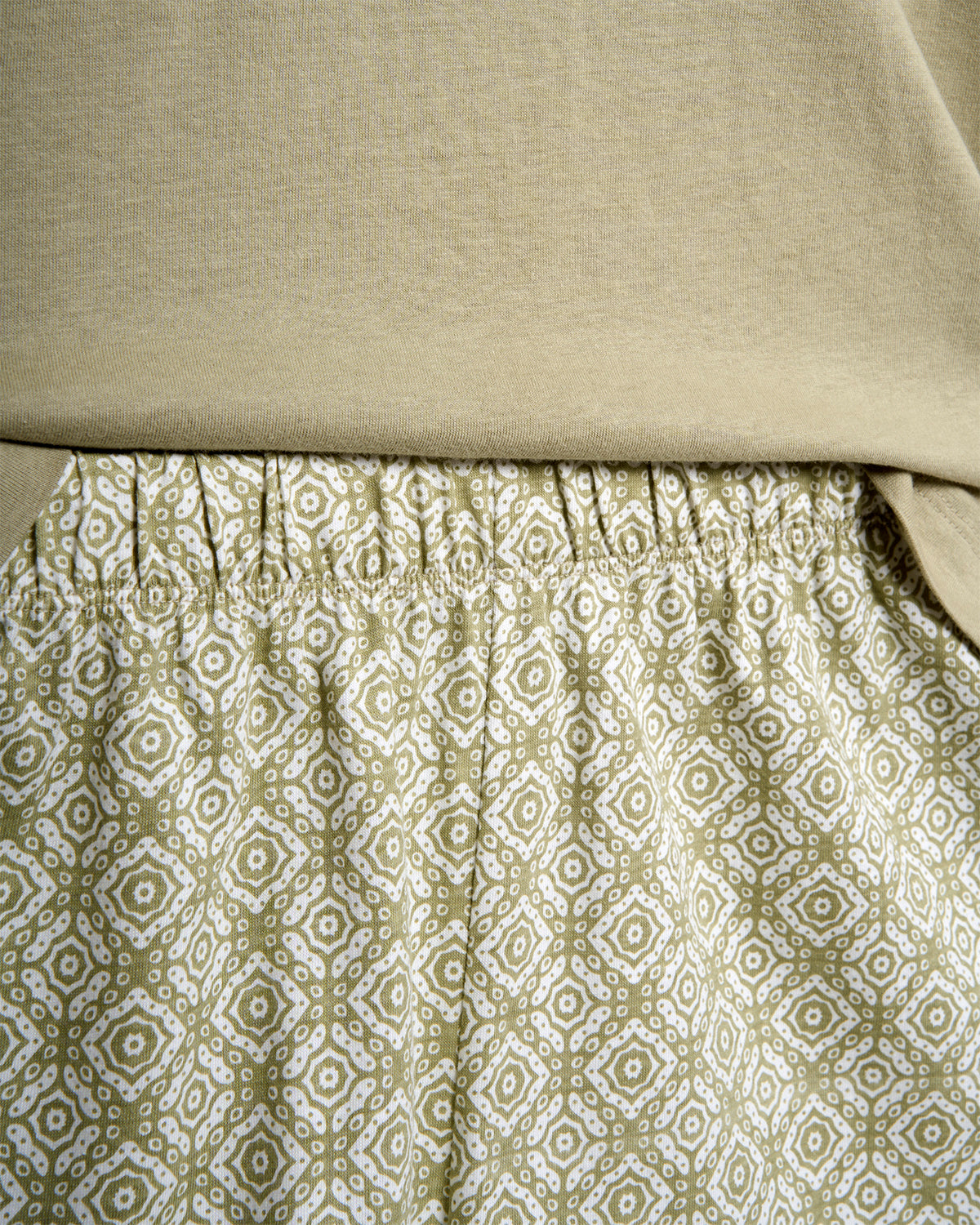 Pijama corto algodón mandolia verde cacería