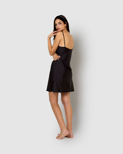 Camisón corto de satén new negro