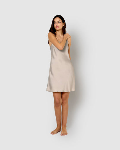 Camisón corto de satén new verde tiffany