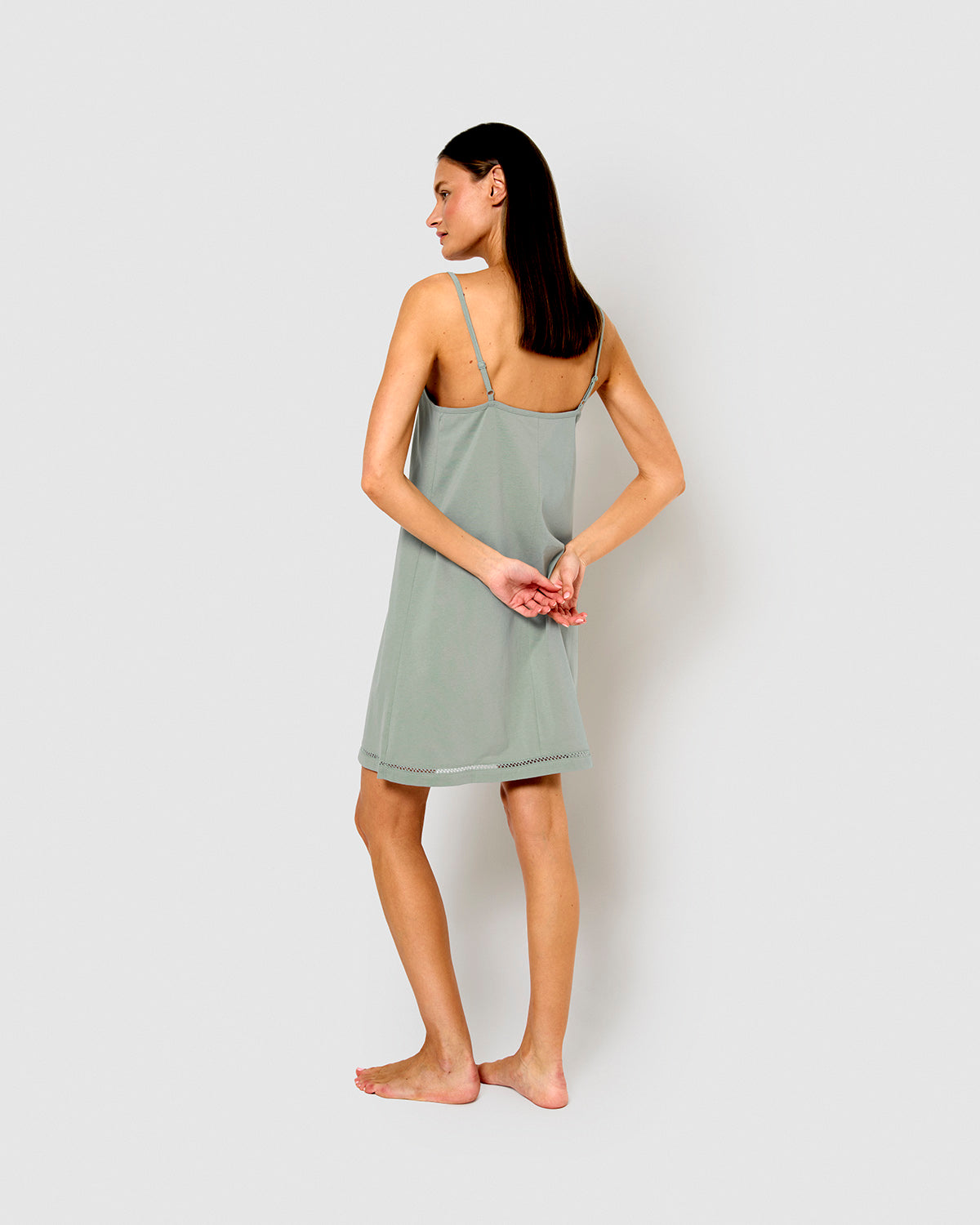 Camisón corto tirantes vainica verde azulado
