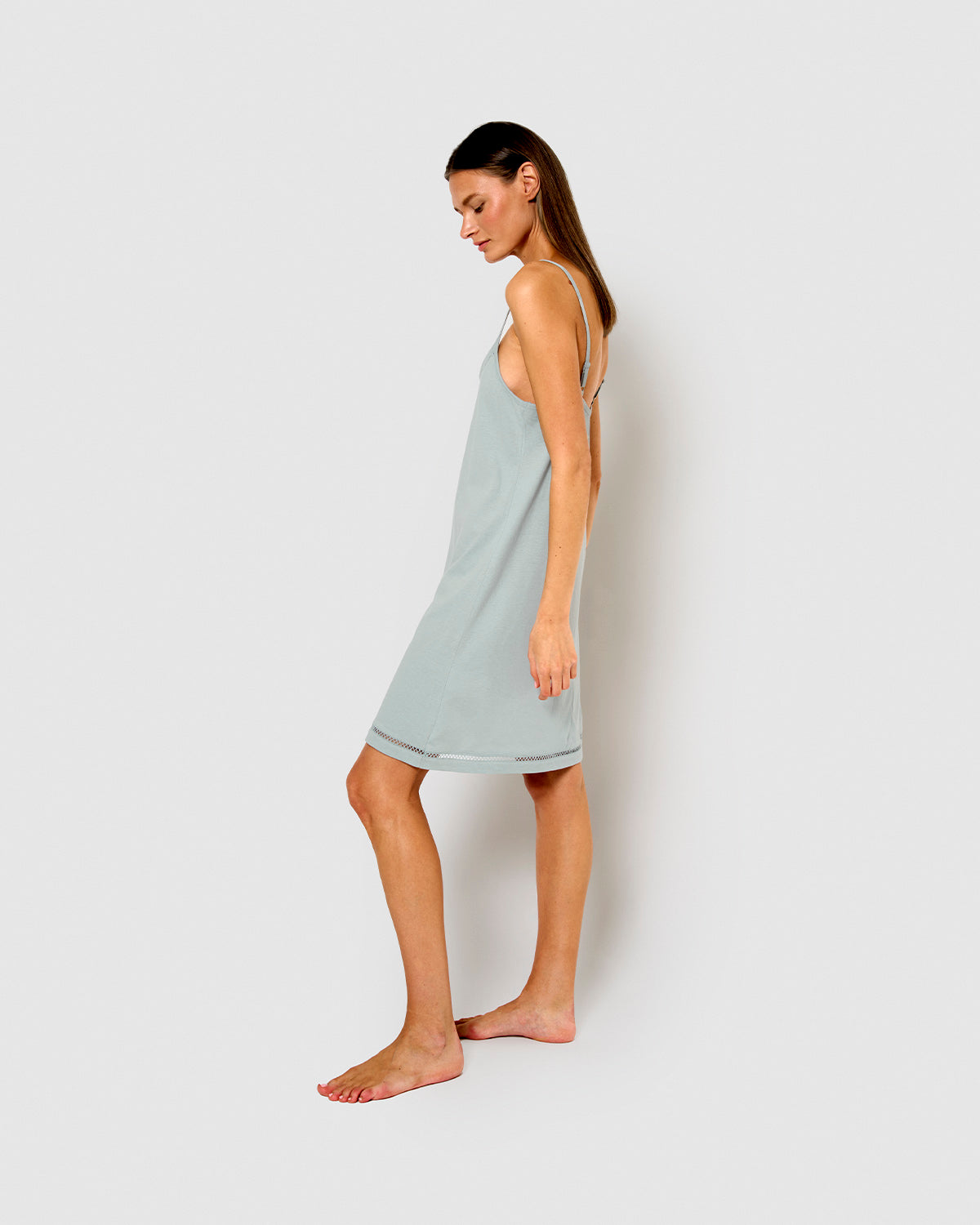 Camisón corto tirantes vainica azul agua
