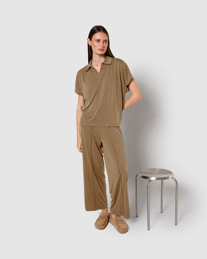 Camiseta polera manga corta verde kaki