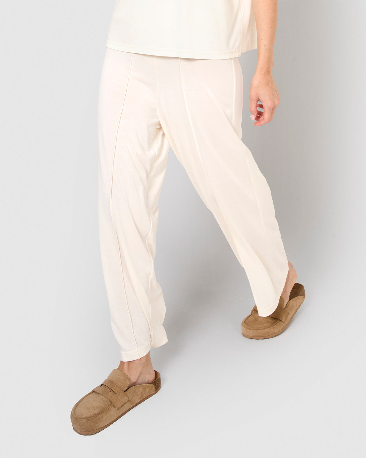 Pantalón crop fluido natural