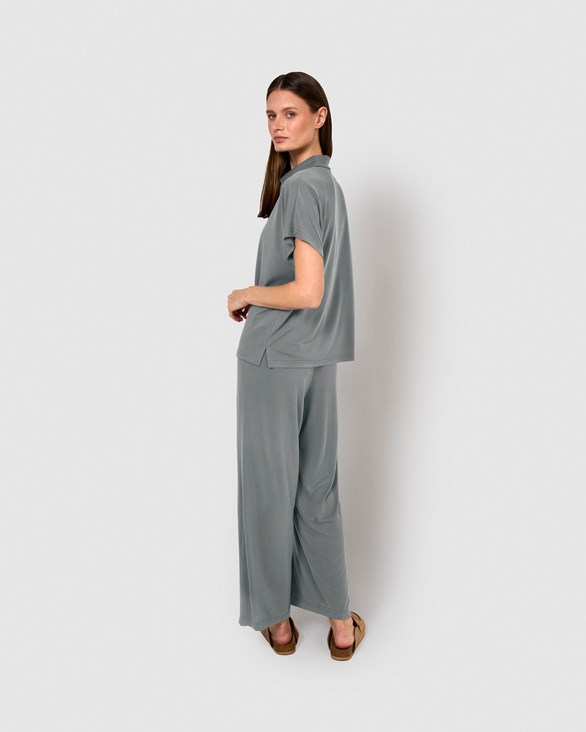 Pantalón crop fluido azul