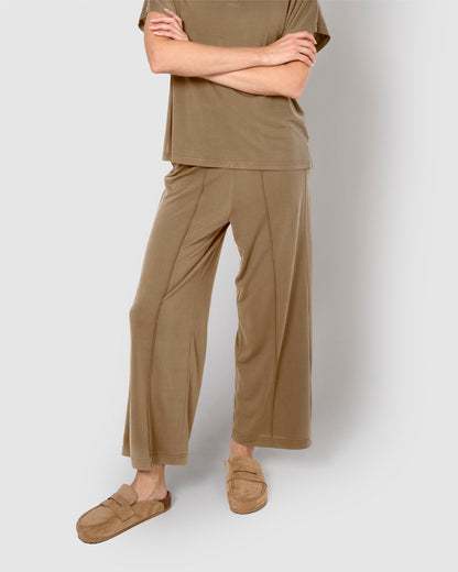 Pantalón crop fluido verde kaki