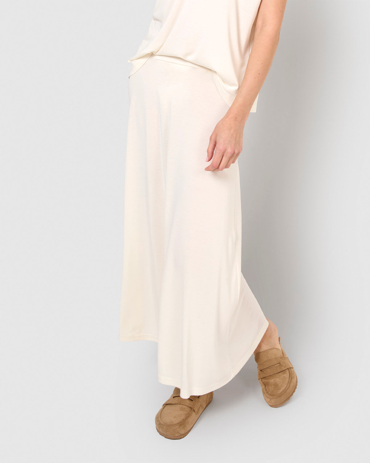 Falda midi evasé natural