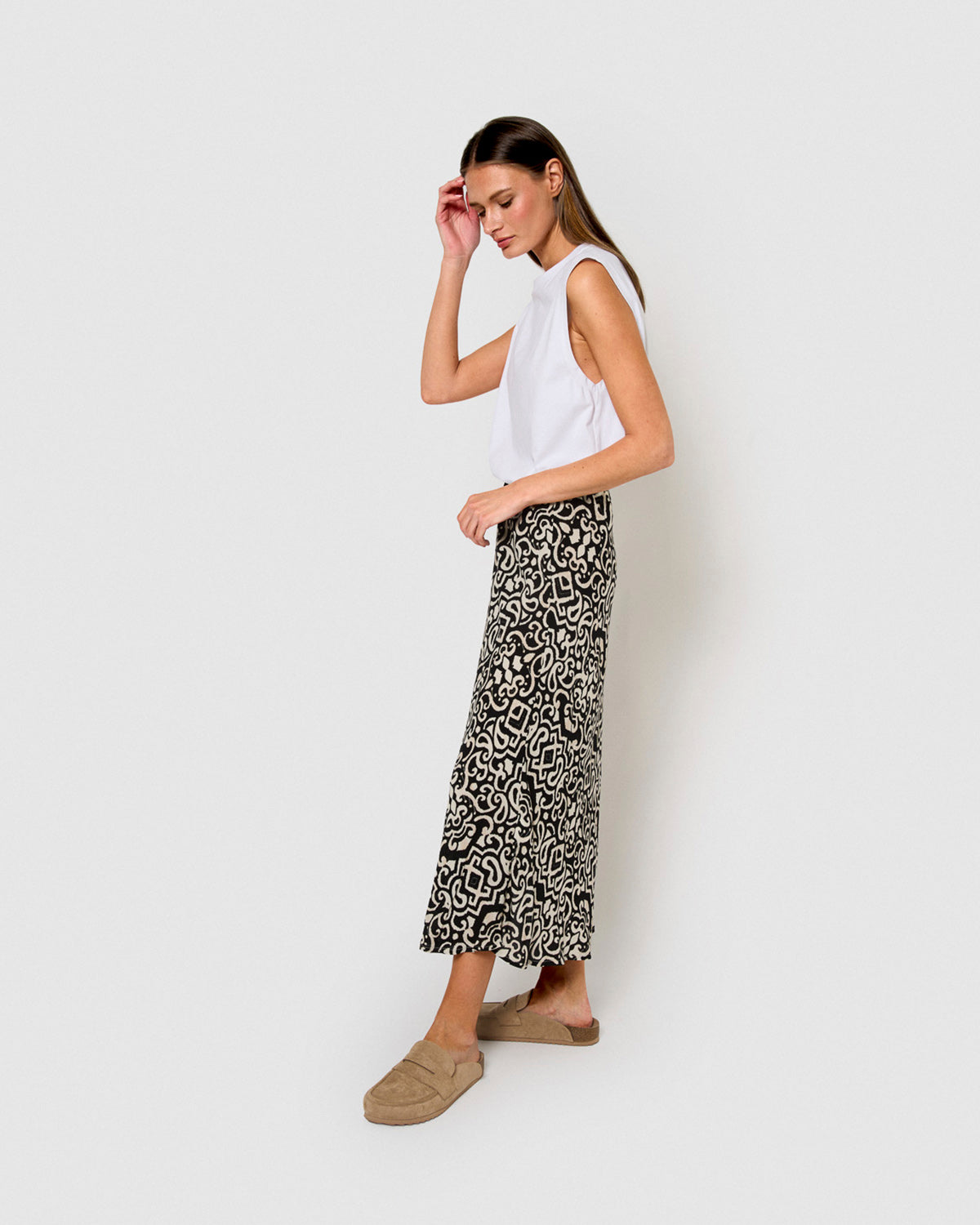 Falda midi bambula detalles plisados aria negro