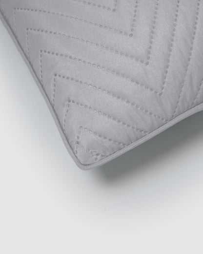 Cojín liso zig-zag gris perla