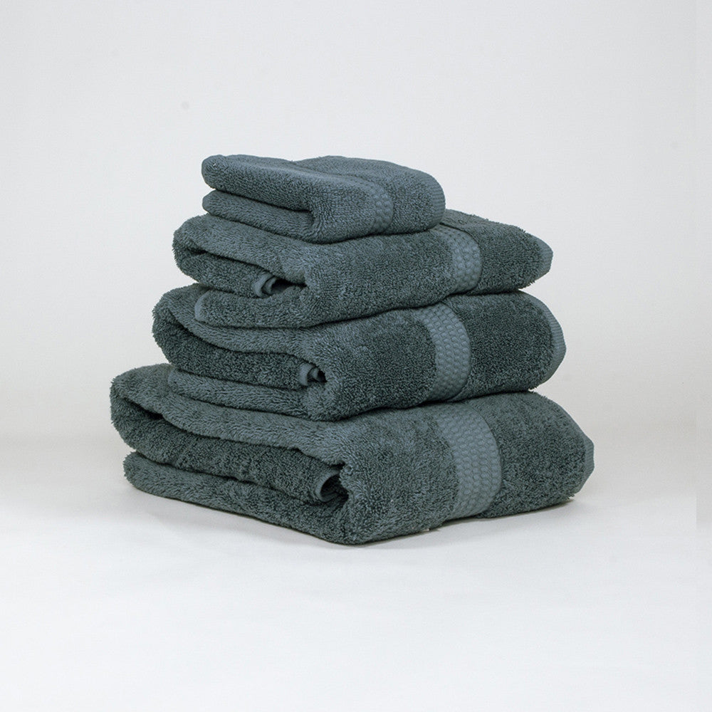 Toalla de baño 700gr verde menta