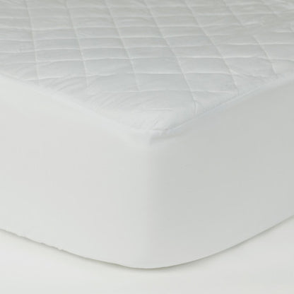Waterproof microfiber quilted mattress protector