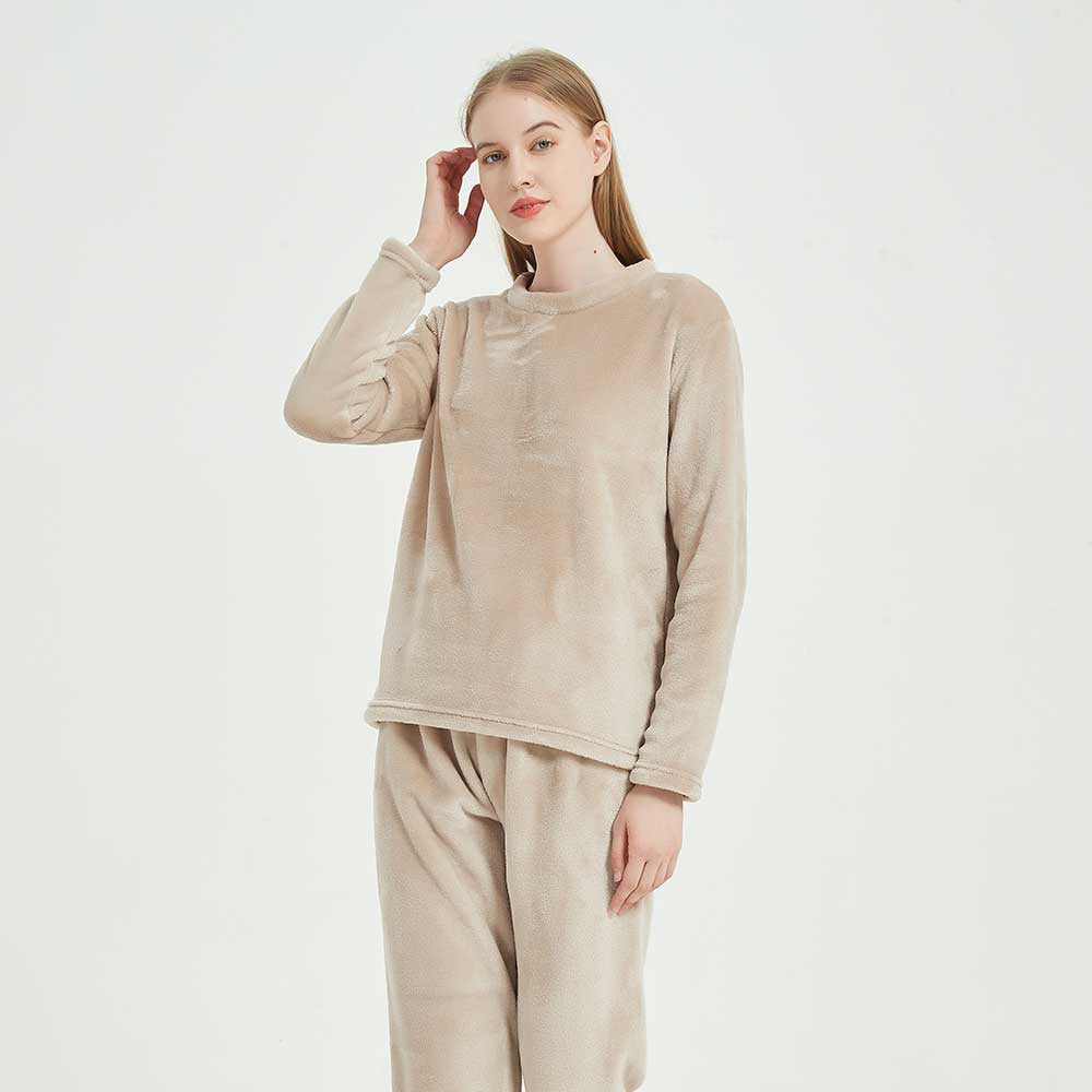 Pijama terciopelo beige