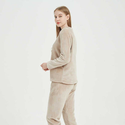 Pijama terciopelo beige
