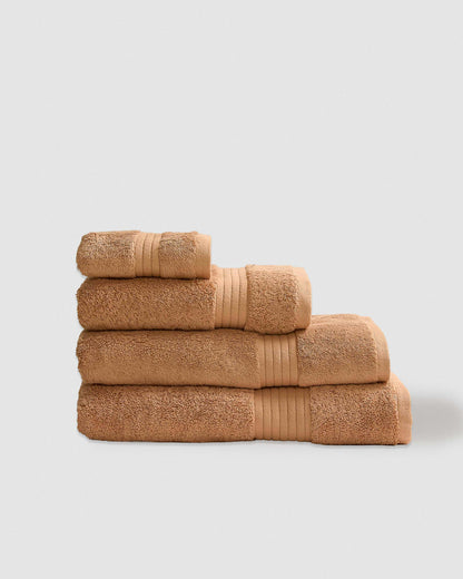 Toalla de baño 700gr cenefa rayas ocre