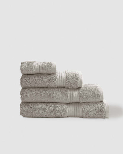 Toalla de baño 700gr cenefa rayas topo