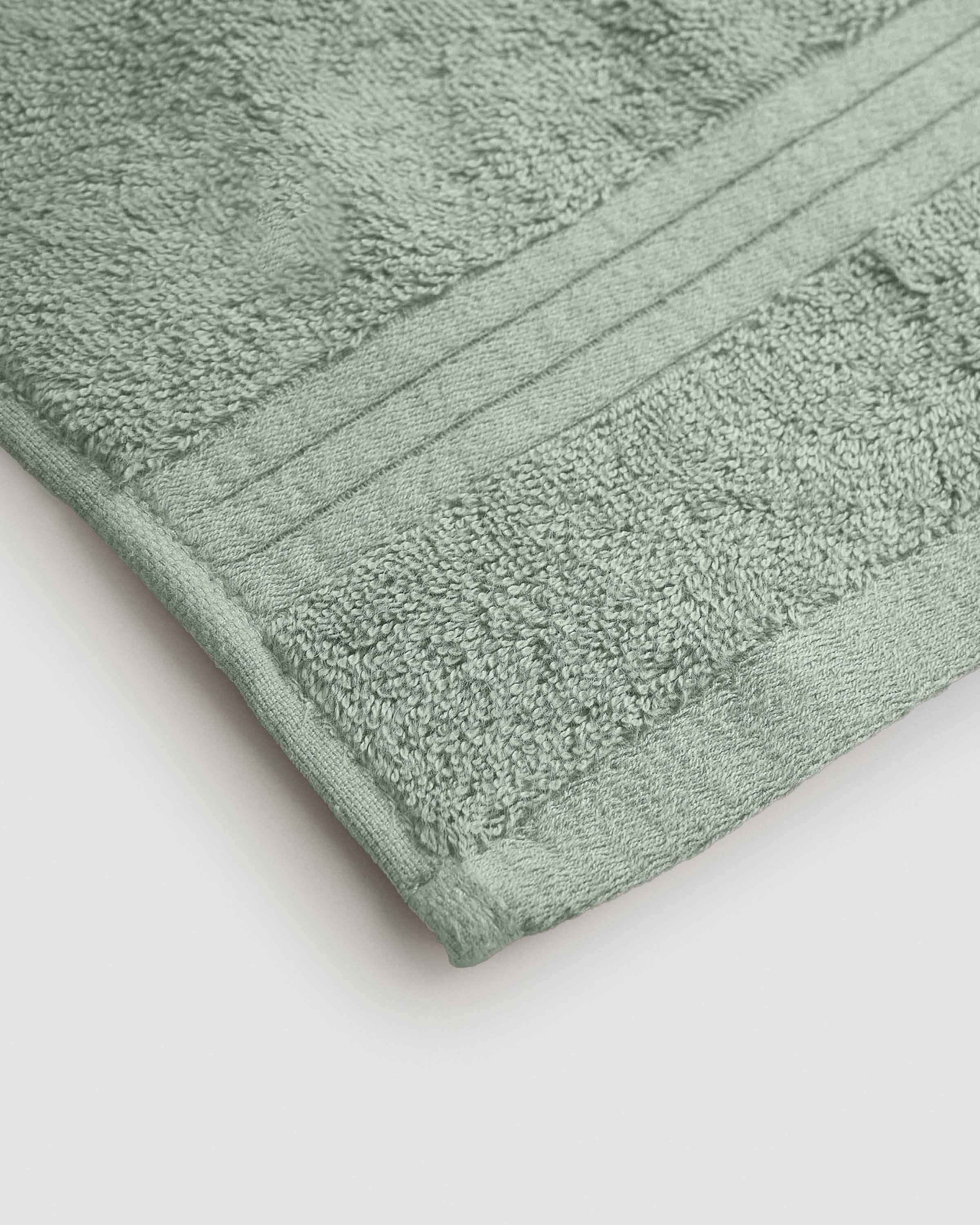 Toalla de baño 700gr cenefa rayas verde keike
