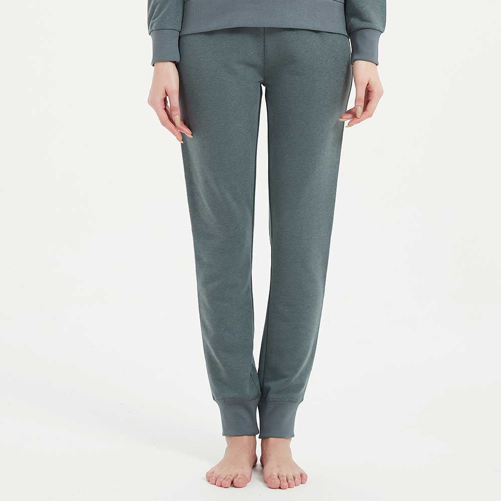 Conjunto esportivo verde menta