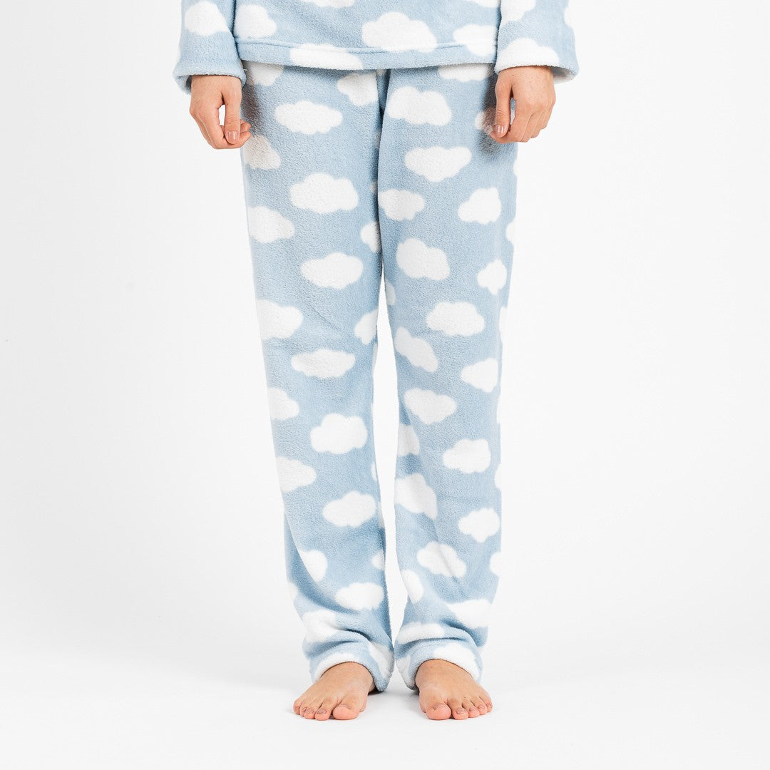 Pijama coral, nuvem azul clara