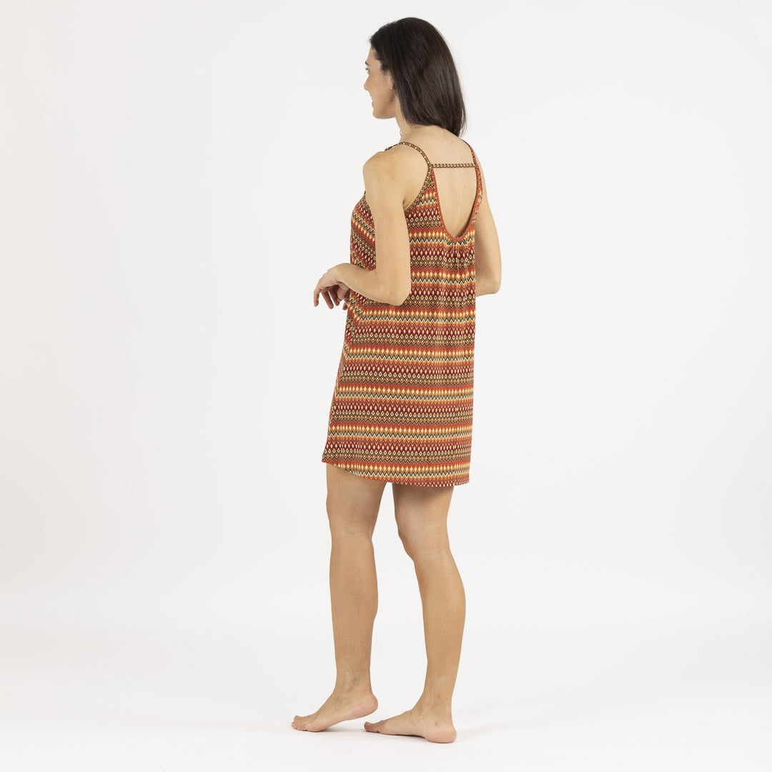 Vestido curto Emily sem alças em crepe na cor terracota