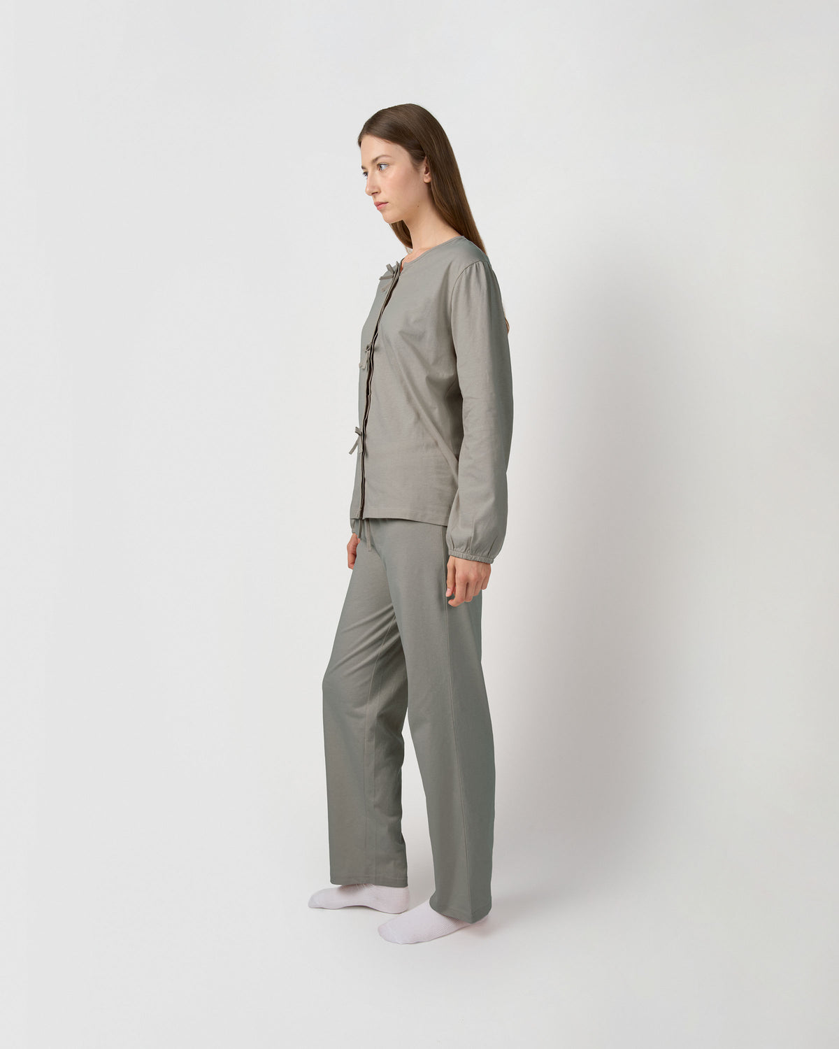Pigiama lungo in cotone con fiocco grigio