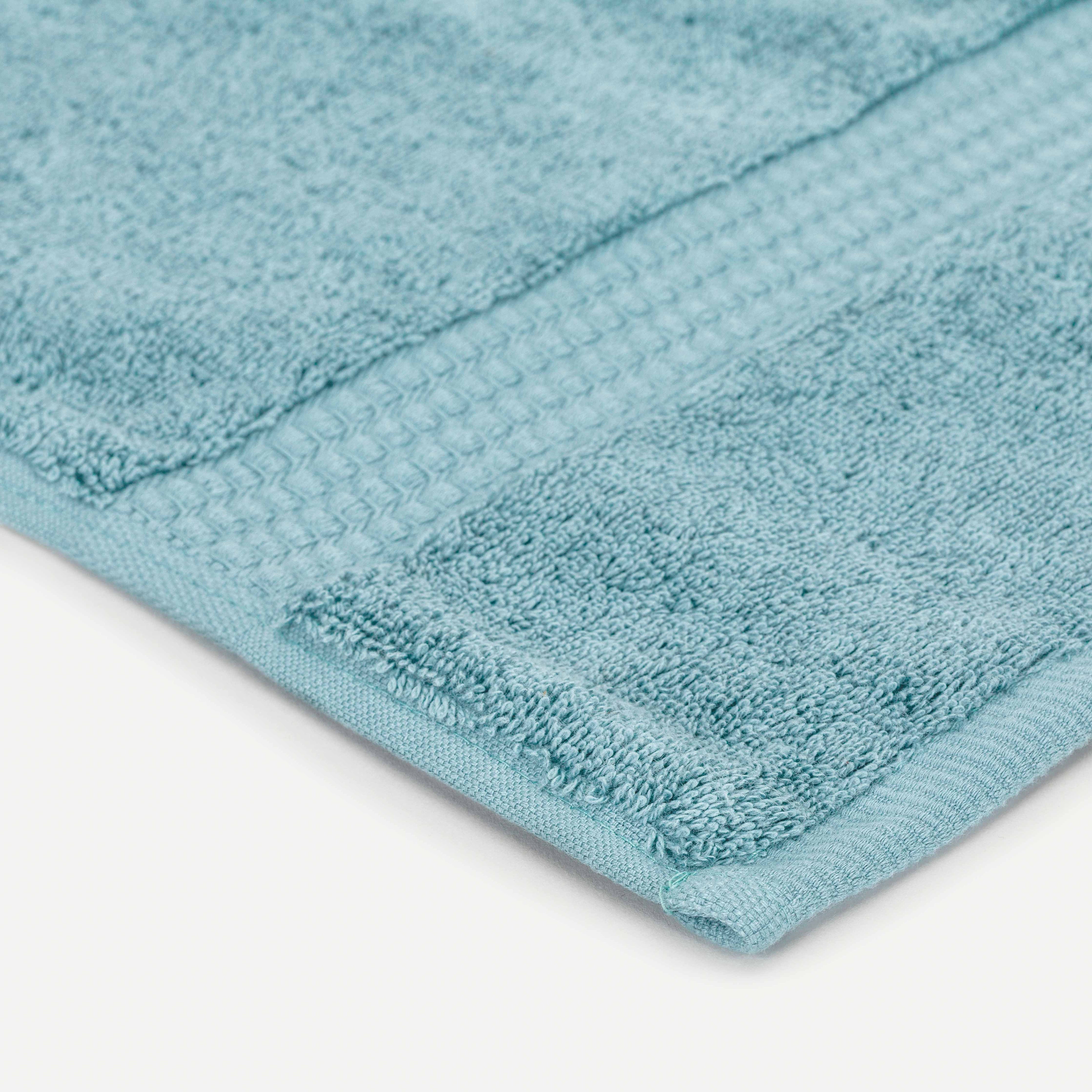 Toalla de baño 700gr agua marina