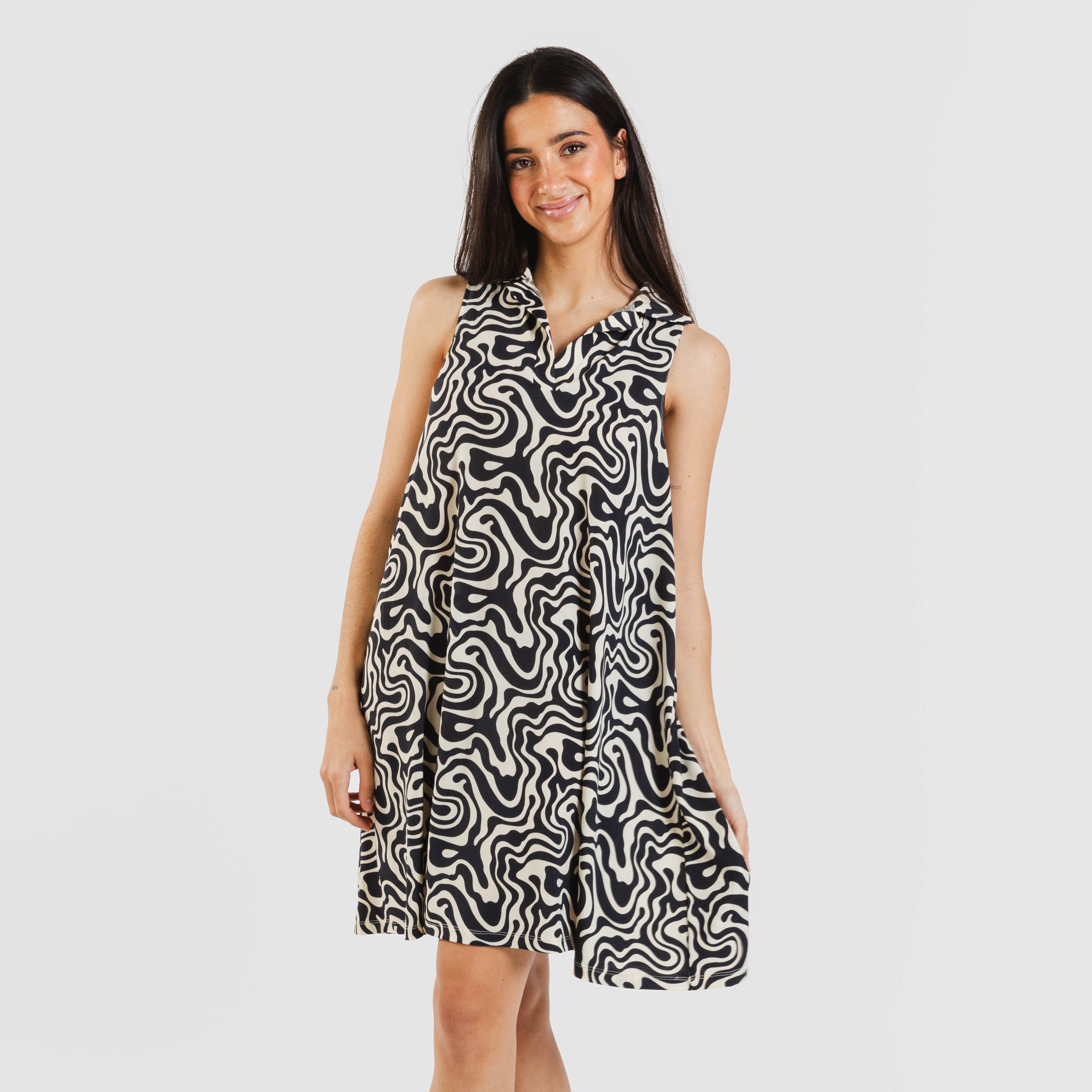 Vestido corto cuello y solapa soft Iratia beige negro