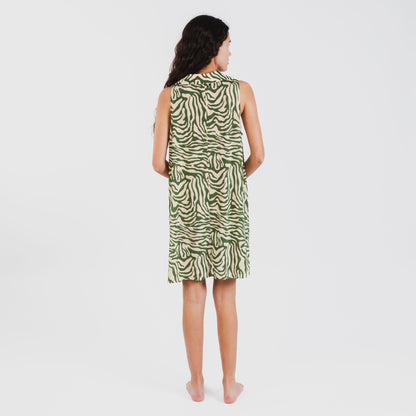 Vestido corto cuello y solapa soft Palmina verde