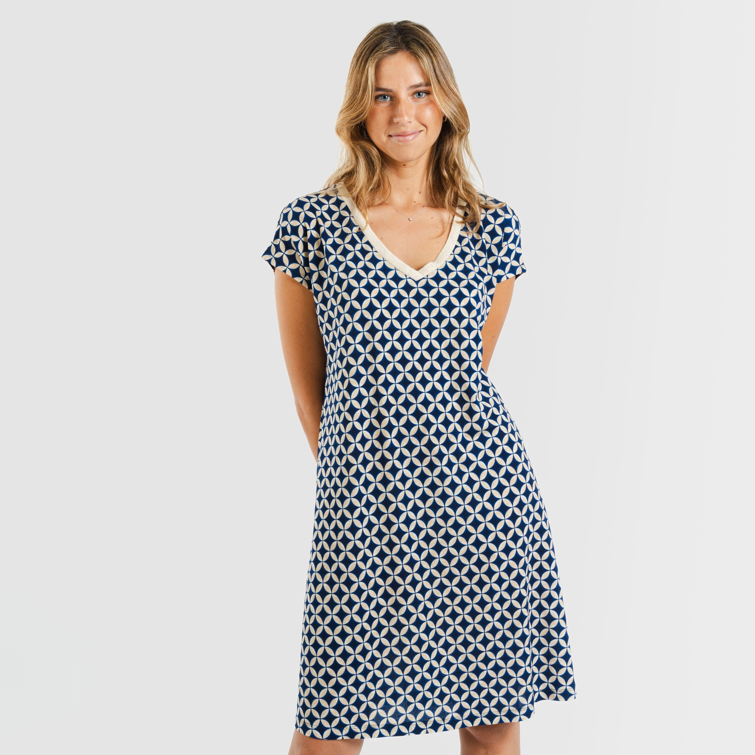 Vestido corto manga fluida crepe Ohio azul marino