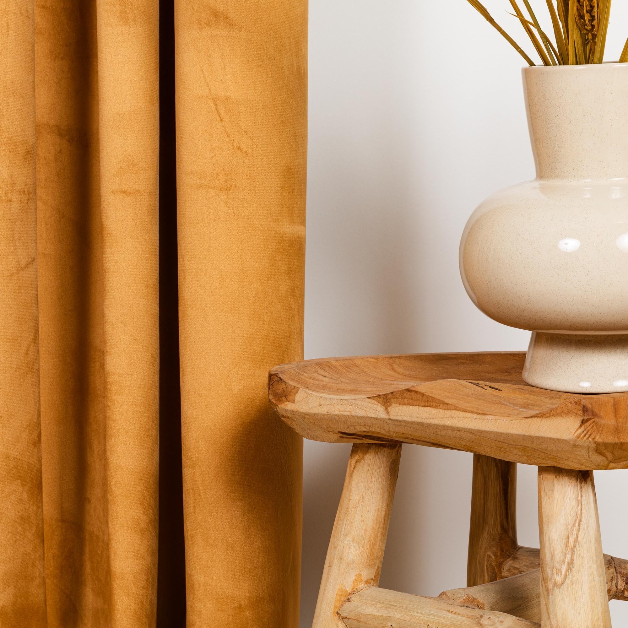 NUOVA TENDA CON OCCHIELLI IN VELLUTO