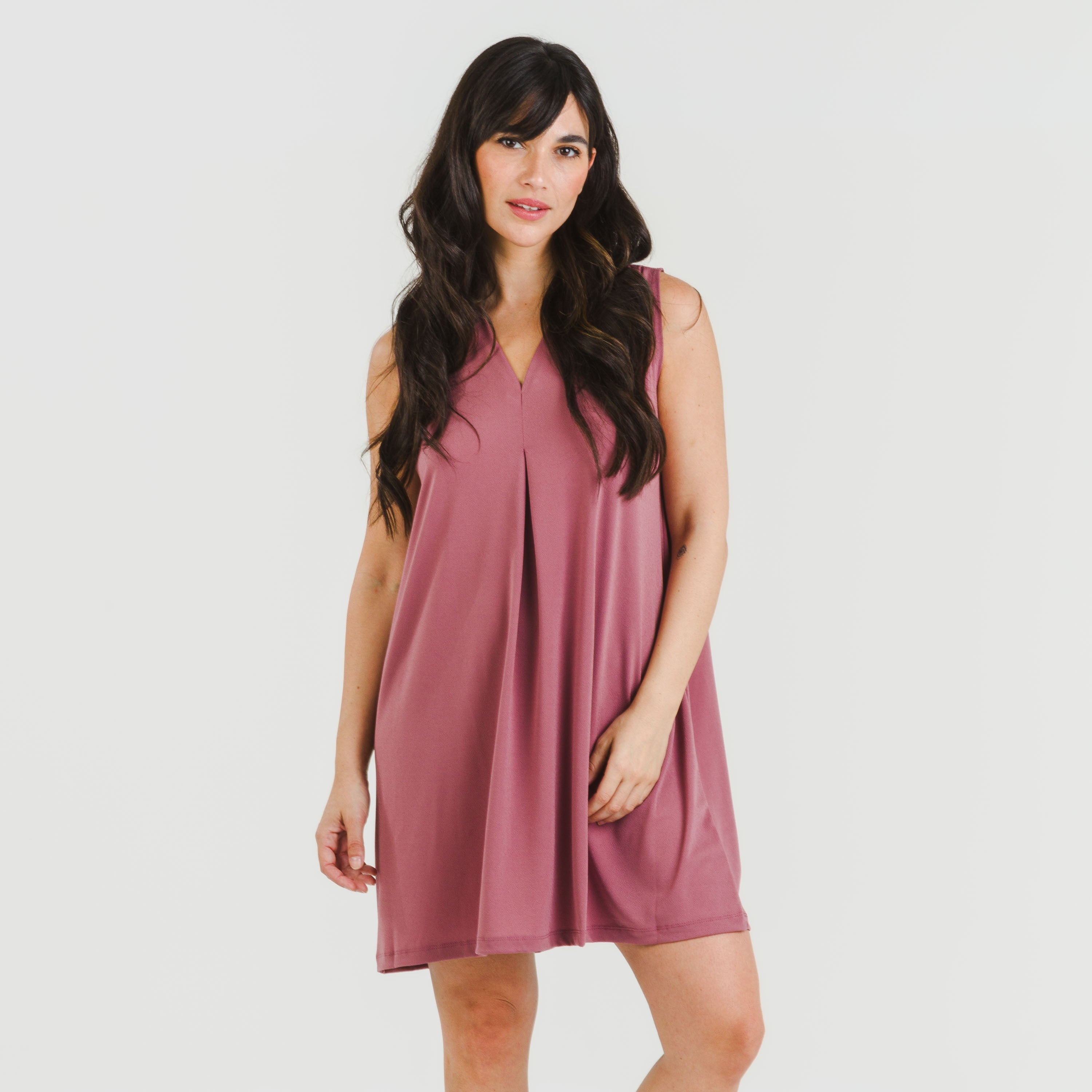 Vestido corto crepe liso