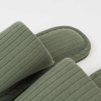 Chinelo Channel com listras largas lisas