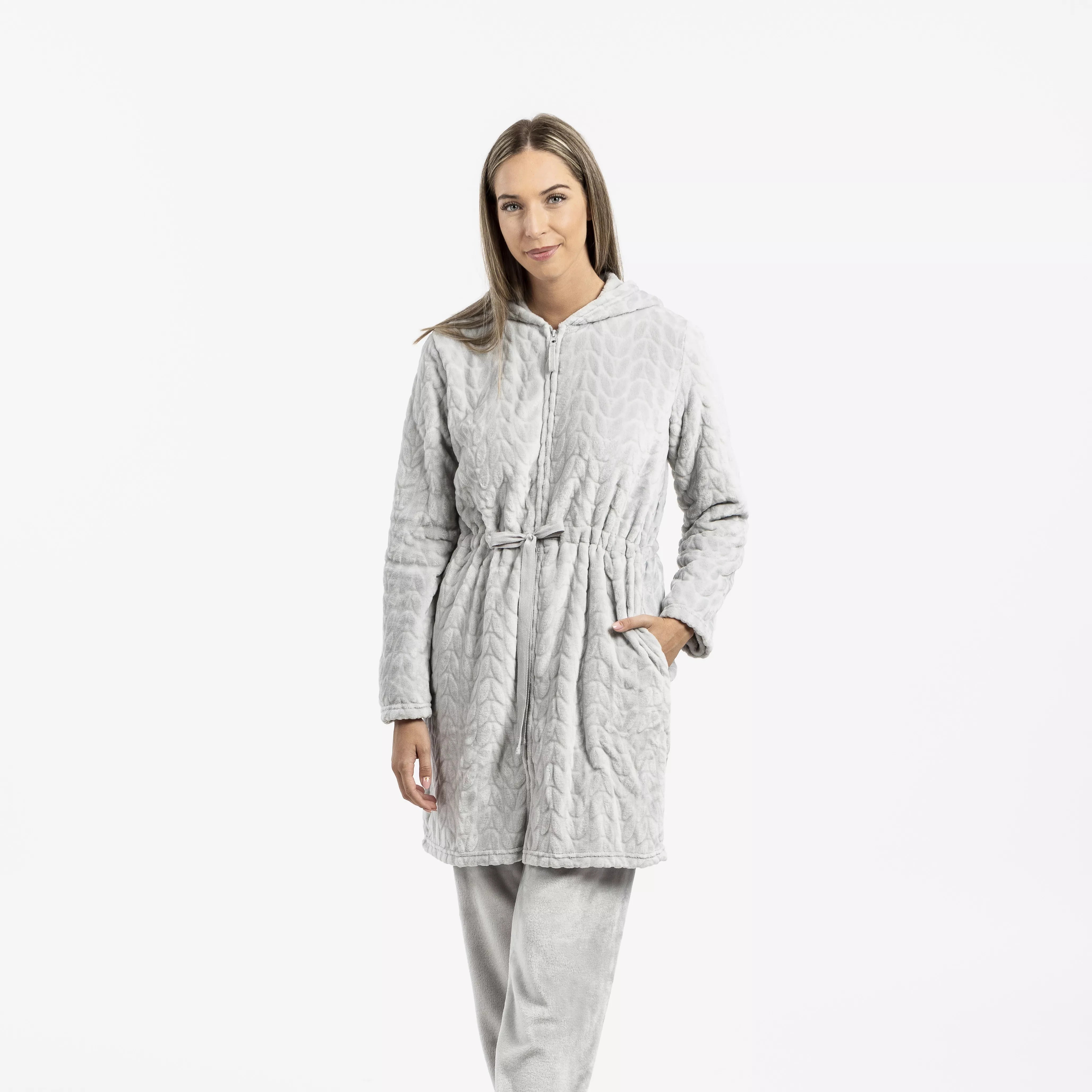 Bata terciopelo con gorro Devore lisa