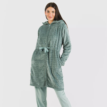 Bata terciopelo con gorro Devore lisa