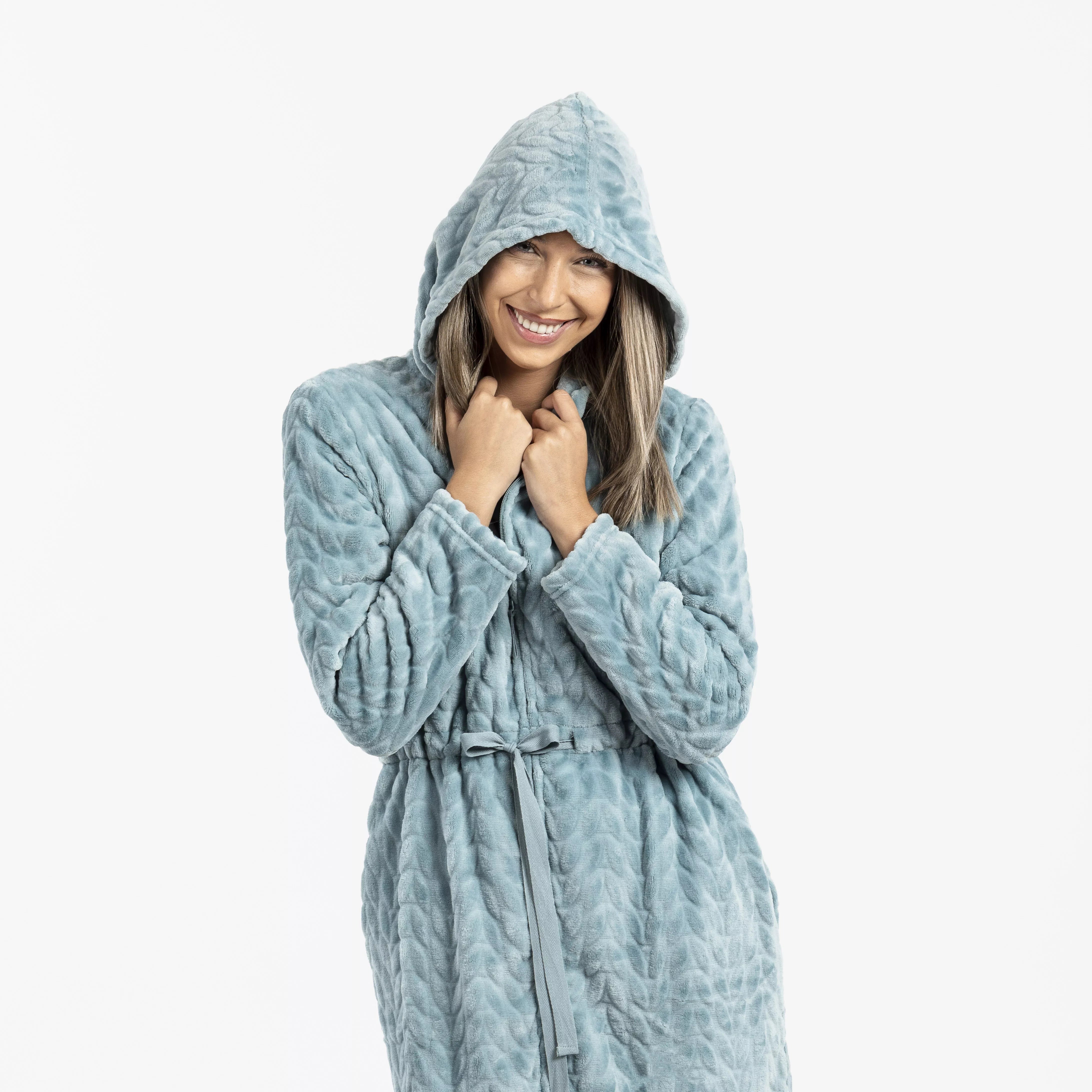 Bata terciopelo con gorro Devore lisa