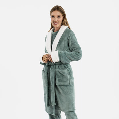 Bata terciopelo sherpa