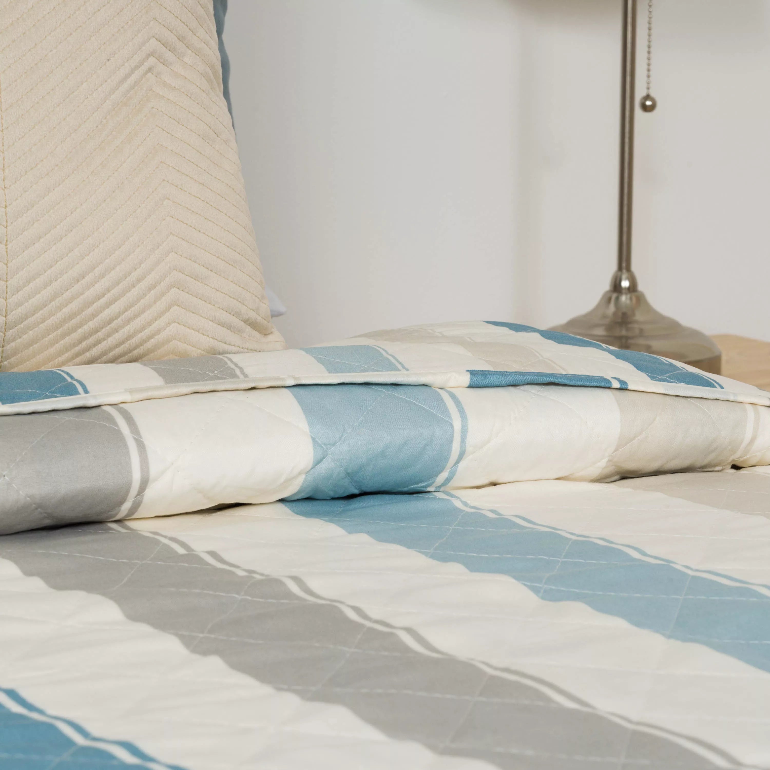 Colcha Denia Listrada Bouti