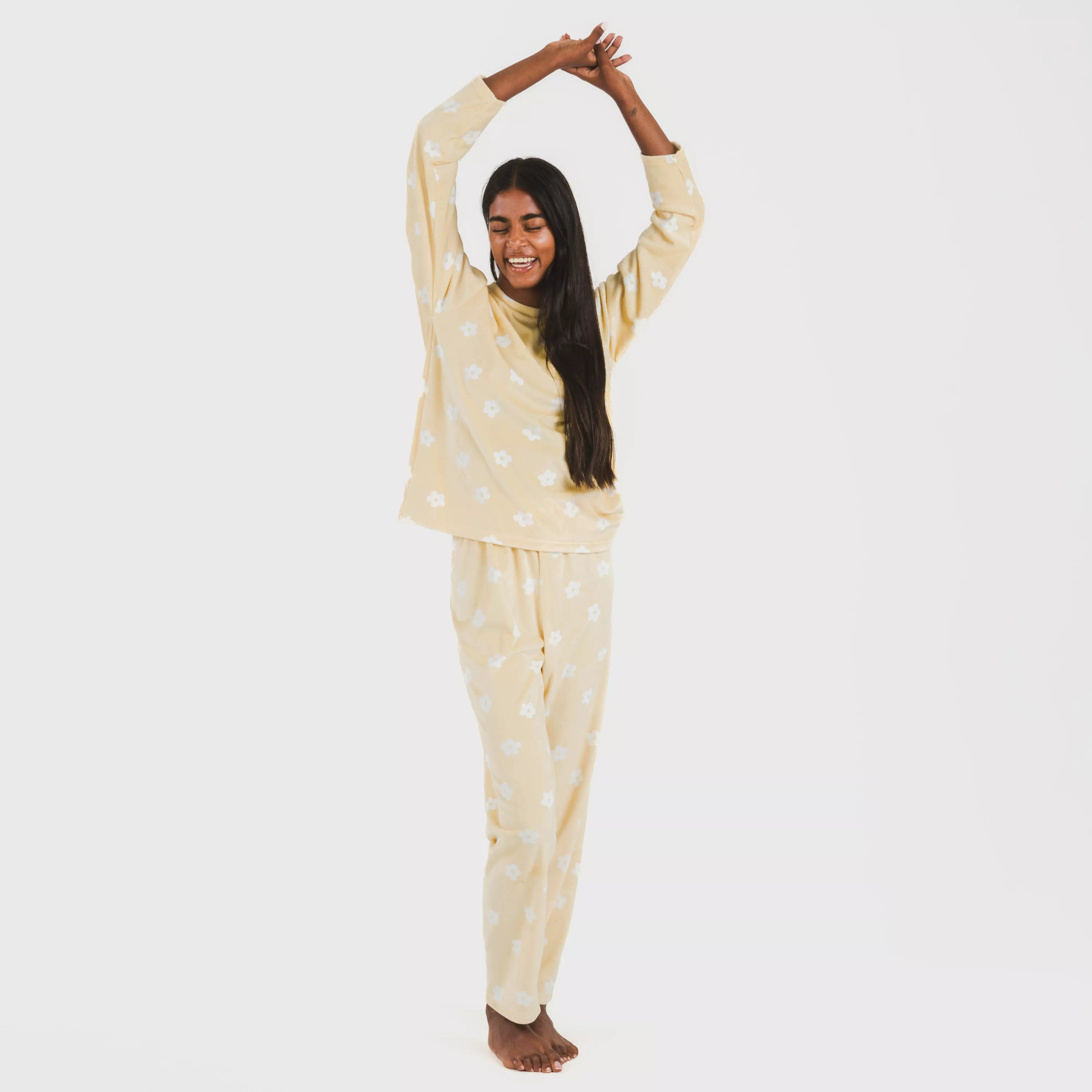 Pijama terciopelo Dula vainilla