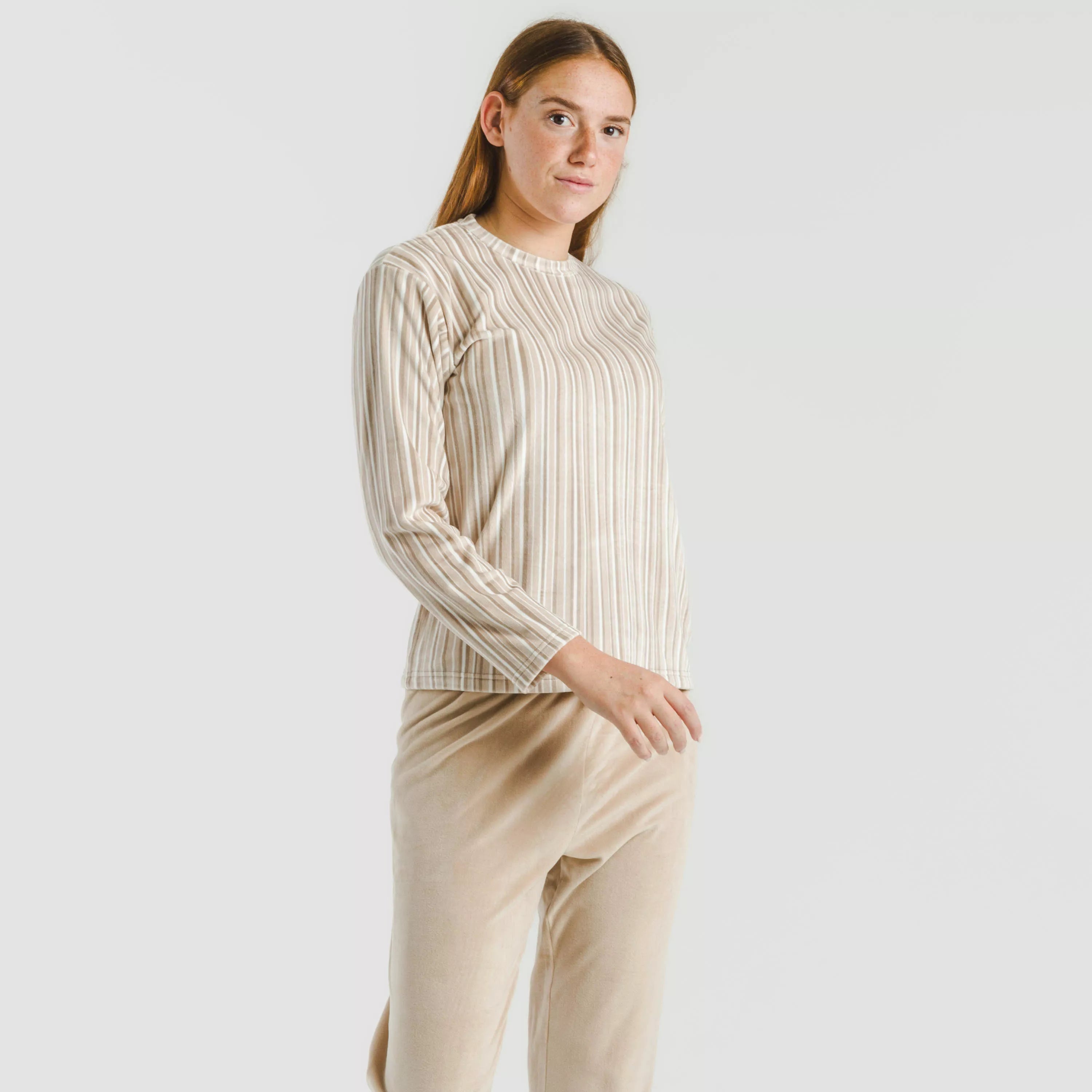 Pijama terciopelo Raya Oli beige