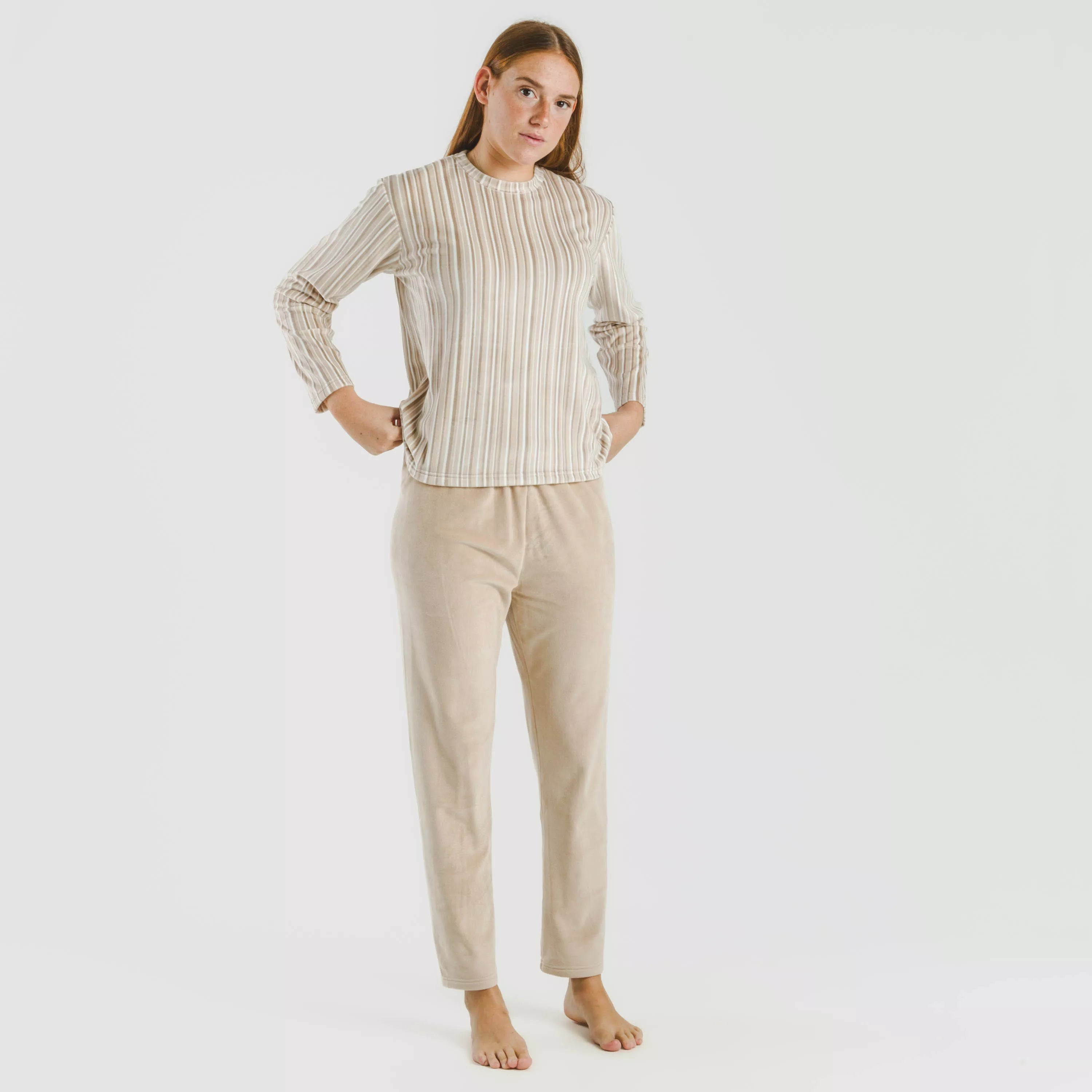 Pijama terciopelo Raya Oli beige