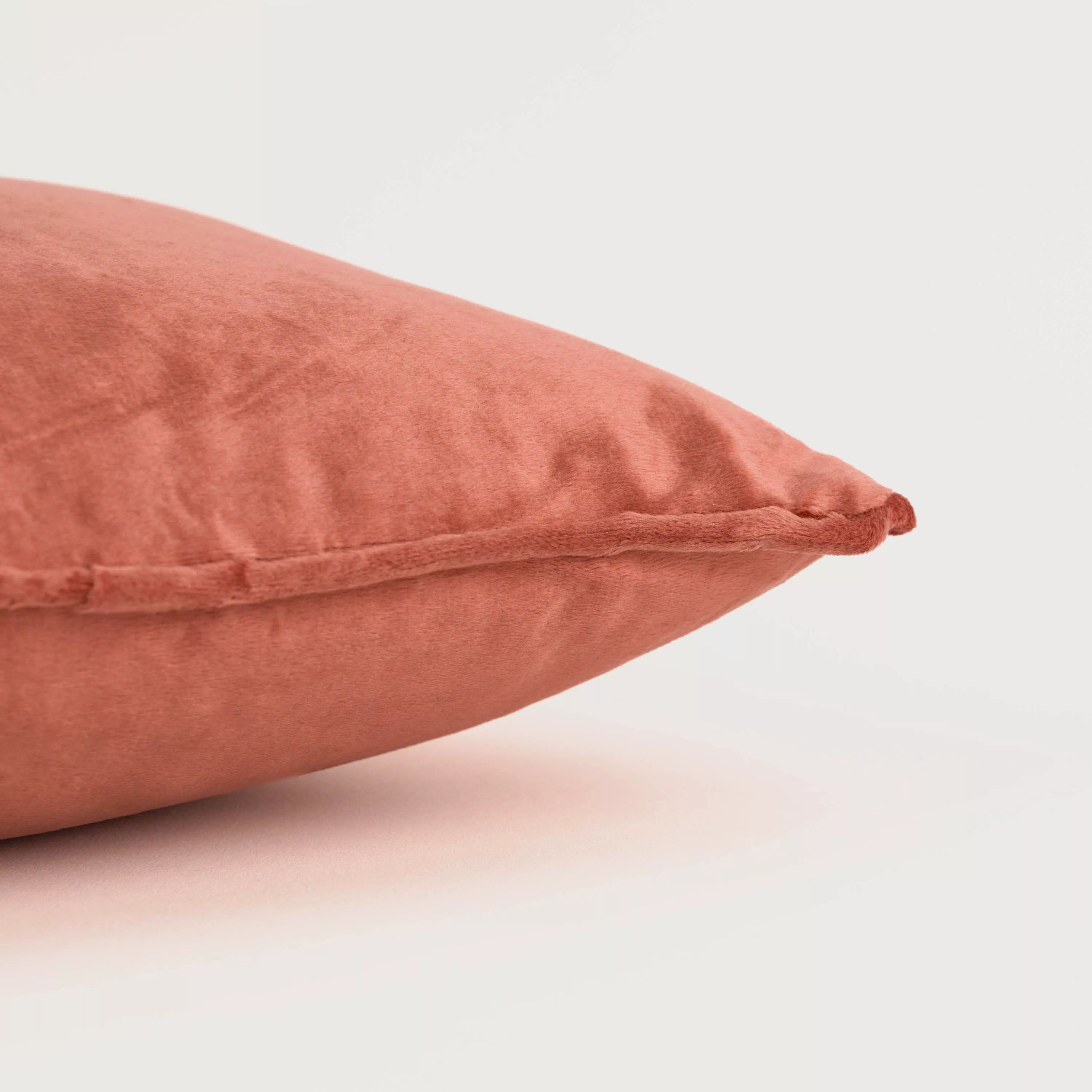 NUOVO CUSCINO RENE IN VELLUTO