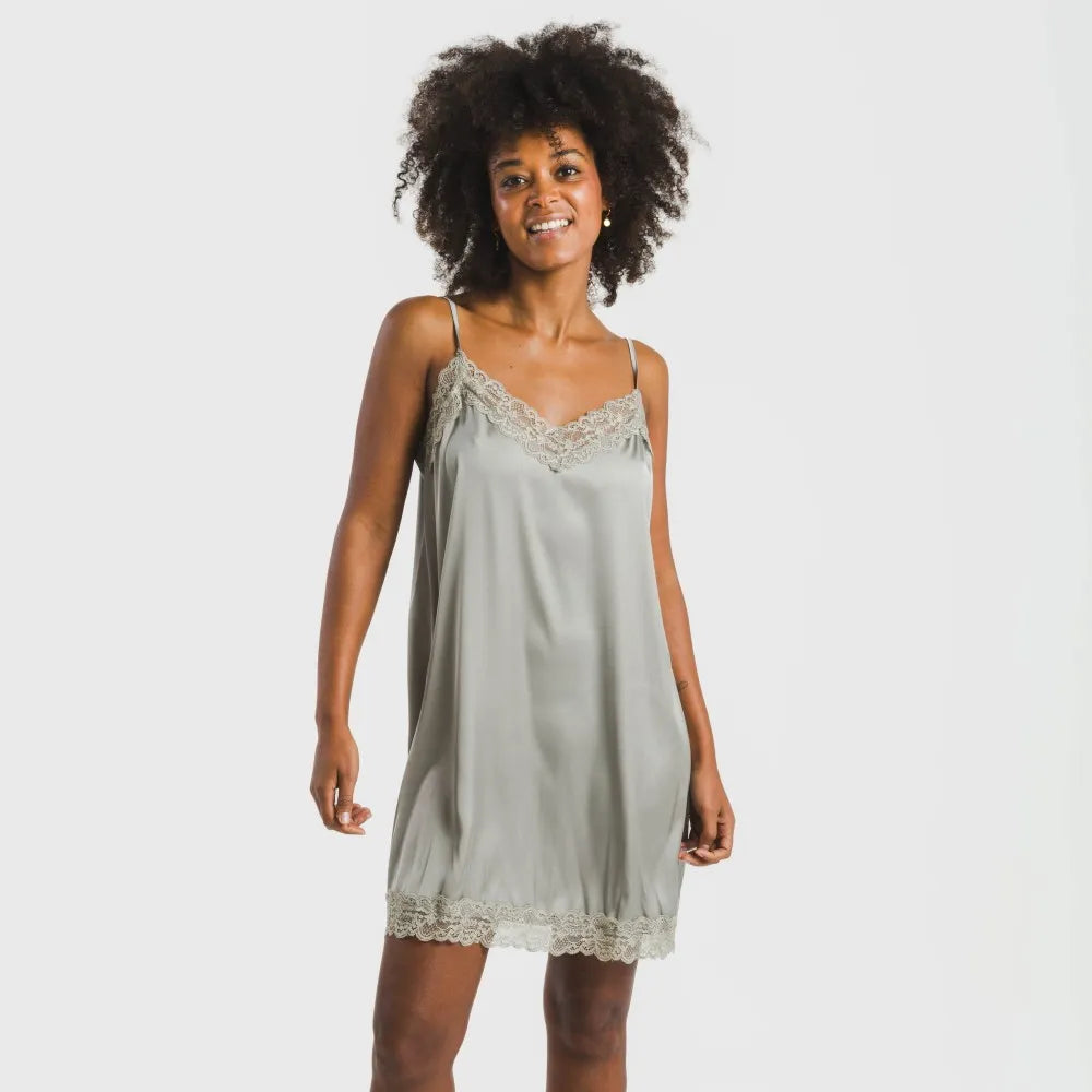 Camisón corto satén Friday liso