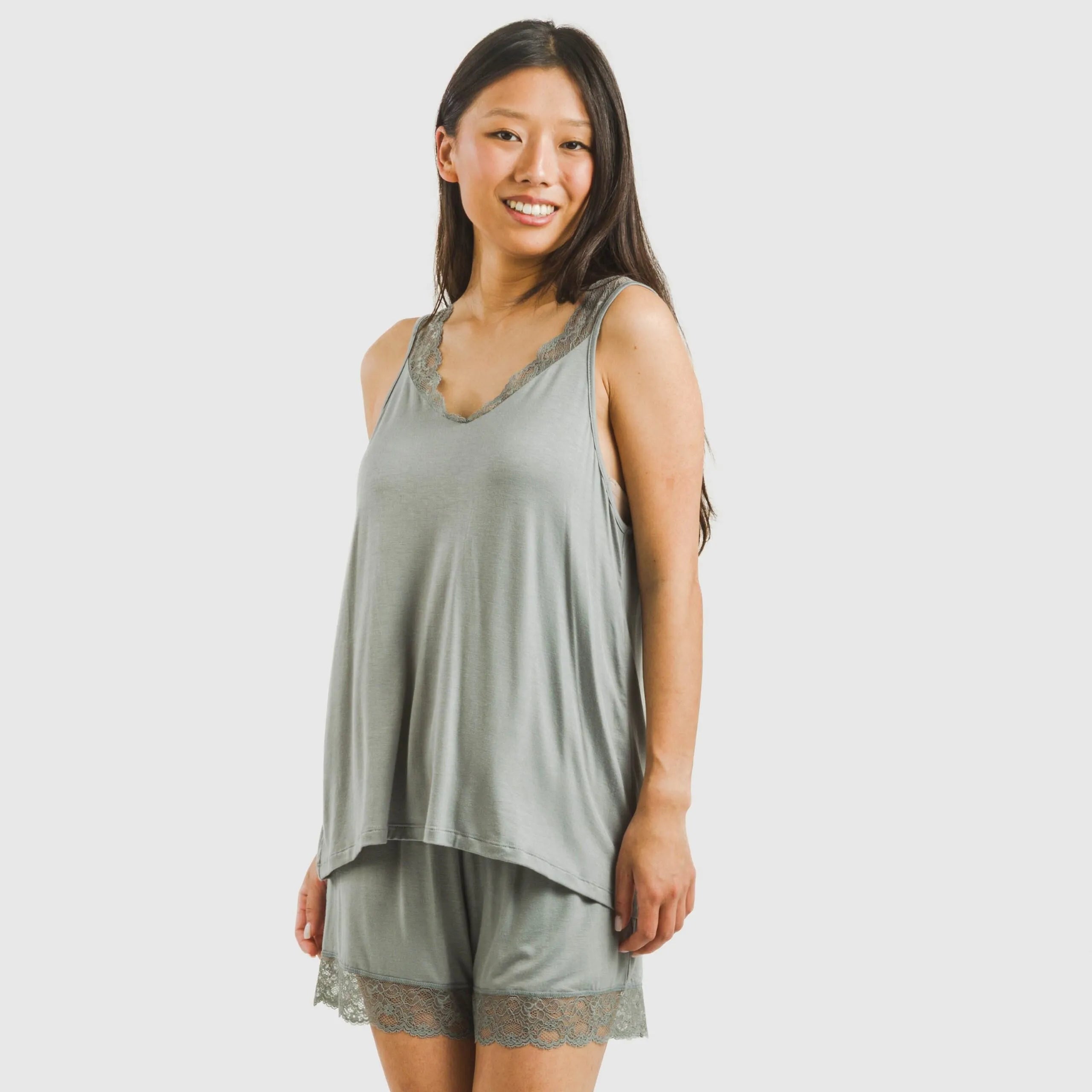 pyjama à bretelles en dentelle de rayonne