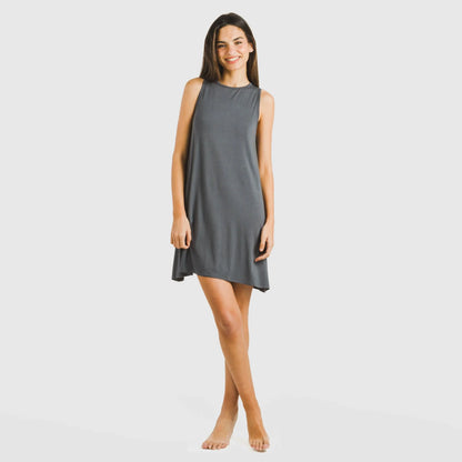 Vestido corto tirantes viscosa liso