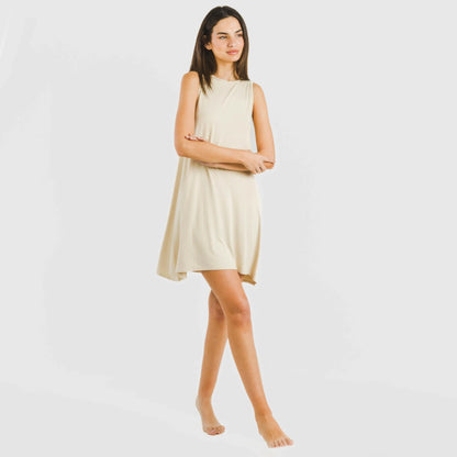 Vestido corto tirantes viscosa liso