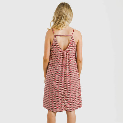 Vestido corto tirantes crepe Jannat burdeos