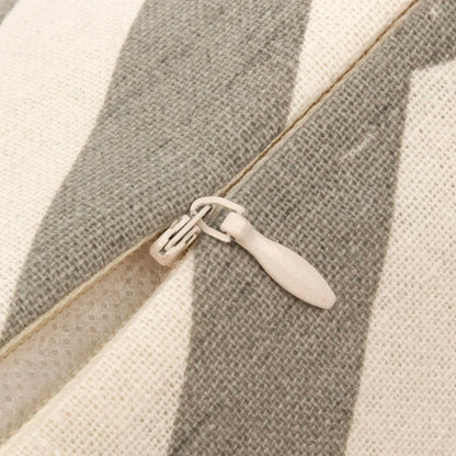 Cojín cuadrante antimanchas Nela liso 50x50 - funda + relleno