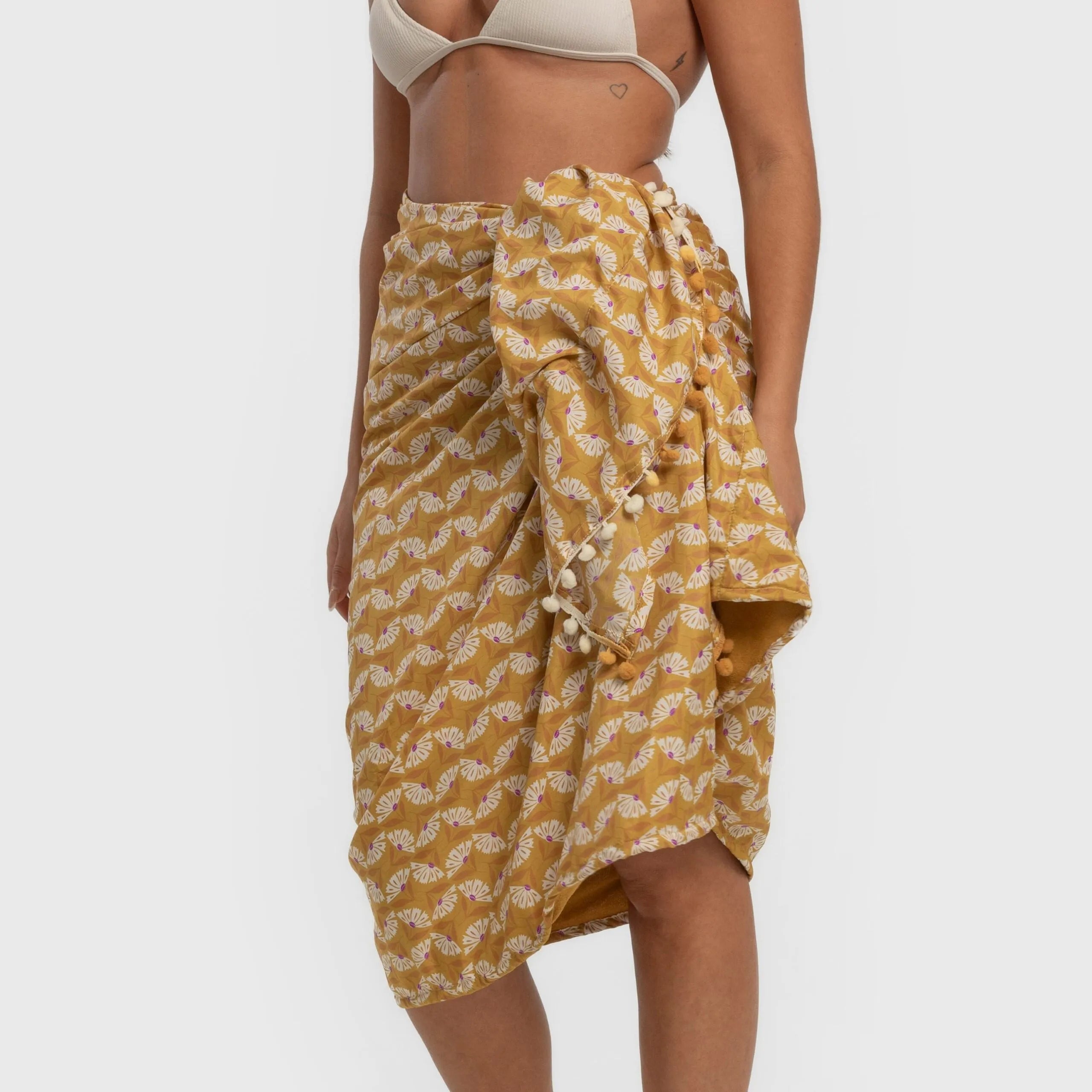 PACK TOALLA PAREO + BOLSO CALSITA